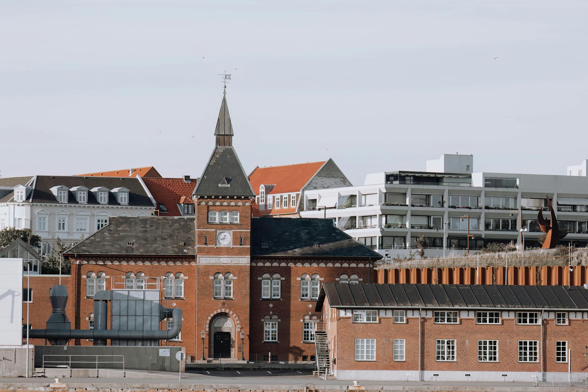 Øjenlågsoperation (blefaroplastik) behandling i Furesø - find klinik